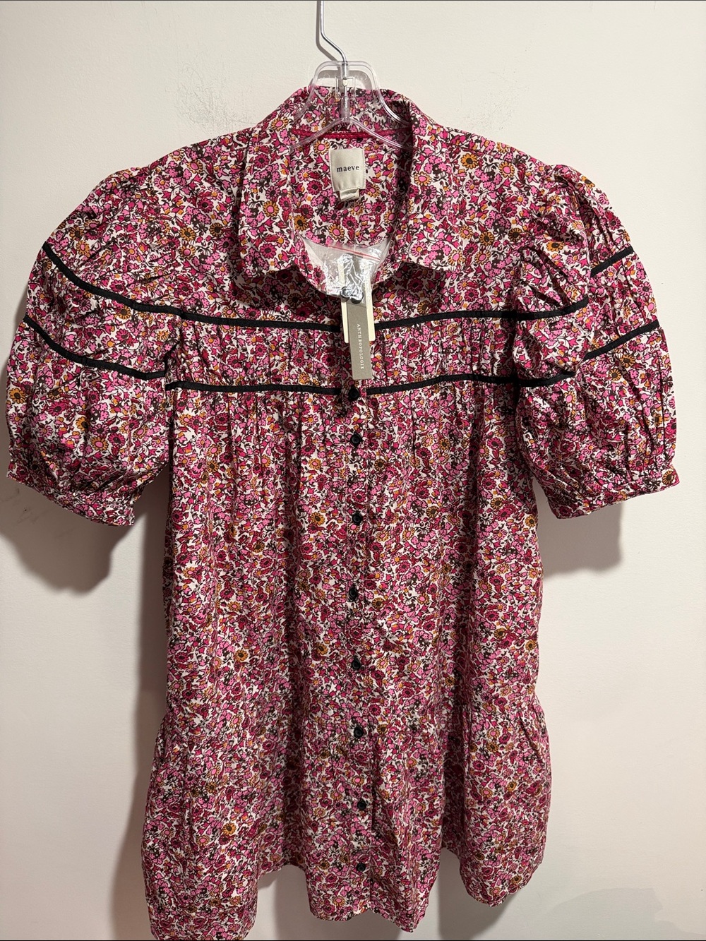 Maeve Pink Floral Puff Sleeve Button-Down Top with Black Trim Size Medium NWT